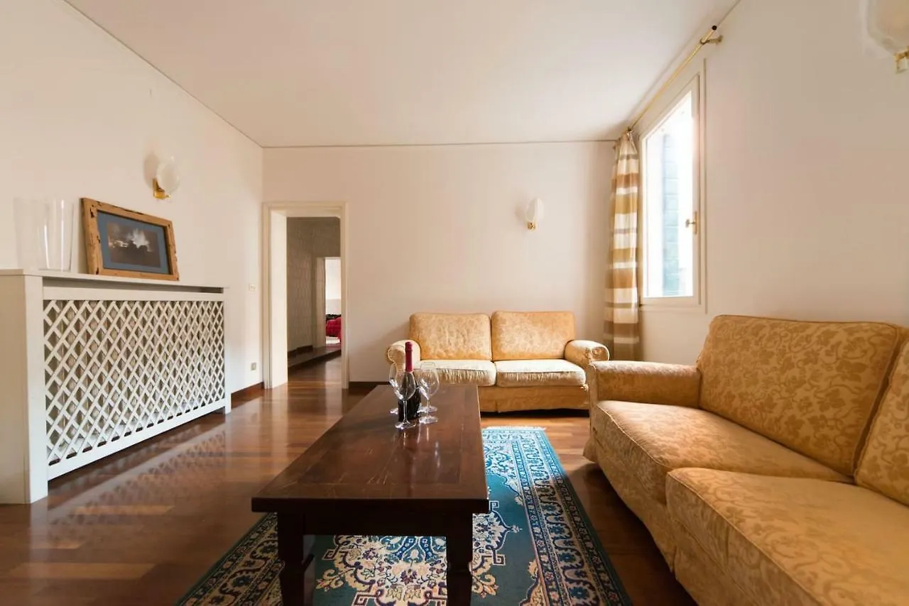 Ca Dama Del Pozzo Apartment Venice
